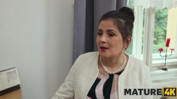 Mature4k - Gracie Wonder - Stacks And Secrets 22 06 2025