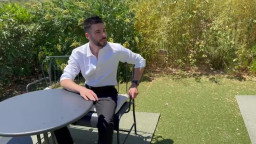 JacquieEtMichelTV Sabryn From Yoga To Sex Knows The Way 06 08 2025